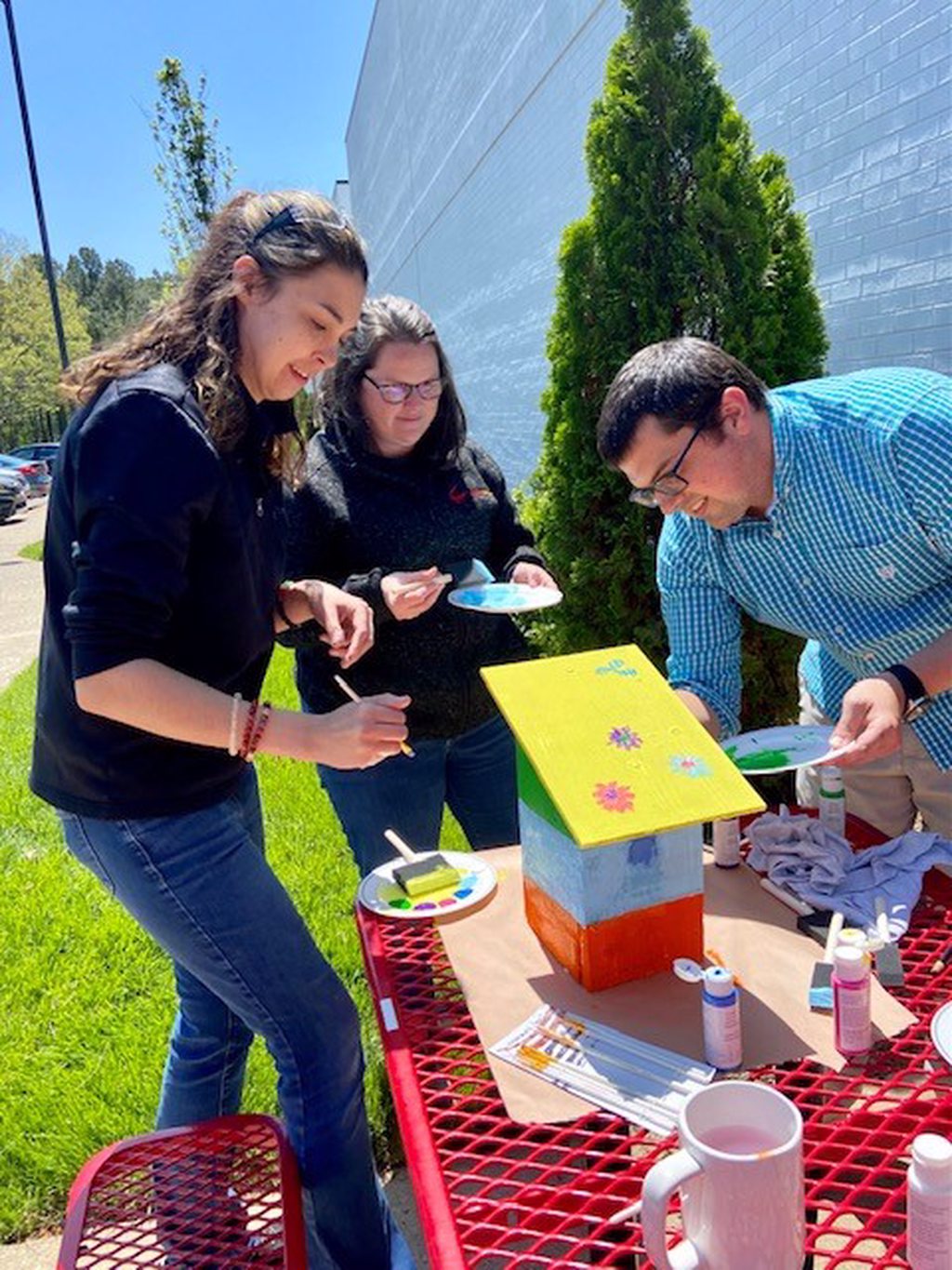 painting birdhouse